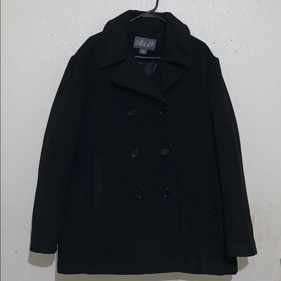 Black coat - Picture 1 of 3